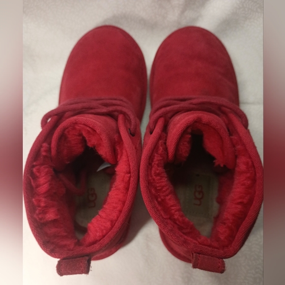 UGG Neumel II Boots/ Samba Red ♥️ - Picture 7 of 10